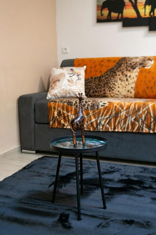 La Maison Safari A Melun - Confort & Lumineuse Apartment ภายนอก รูปภาพ